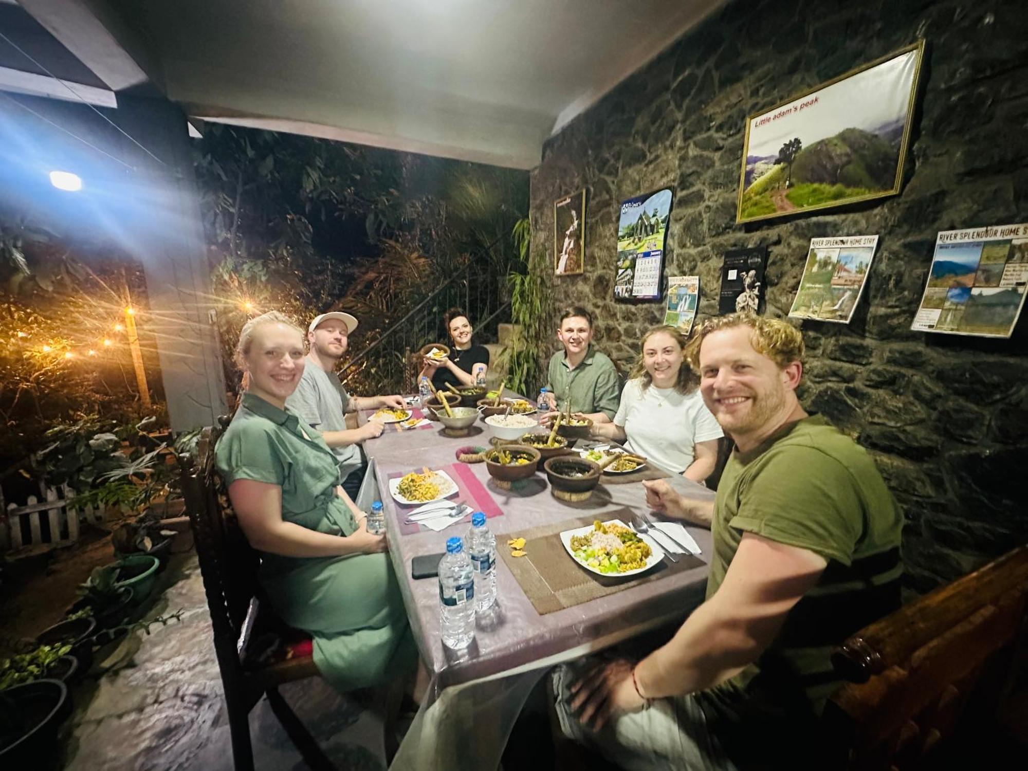 River Splendour Home Stay Ella Zewnętrze zdjęcie